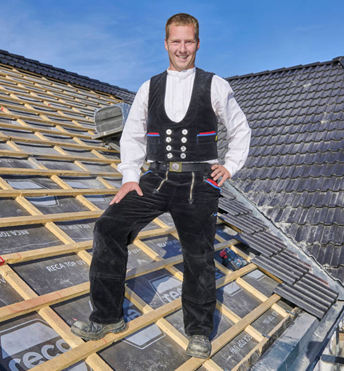 Lukas_Zerfas_auf_Dach_01